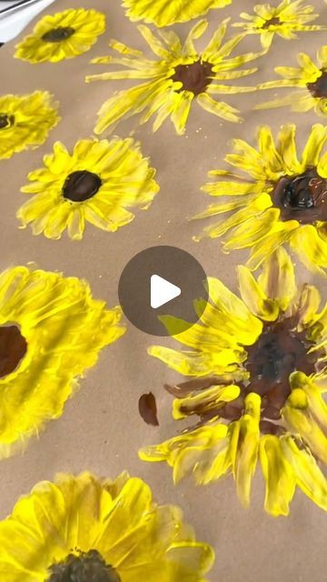 Sunflower Art Kindergarten, Yellow Day Activity, Sunflower Art For Kids, Yellow Day Activities Preschool, Mother's Day Theme, Preschool Play, Yellow Petals, Spring School, Montessori Homeschool