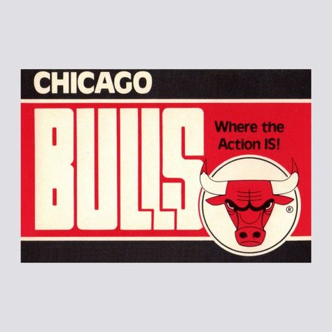 Chicago Bulls Poster, 90s Font, Aerox 155 Yamaha, Aerox 155, Chicago Bulls Logo, 90's Stickers, Teens Room, Bull Logo, Vintage College