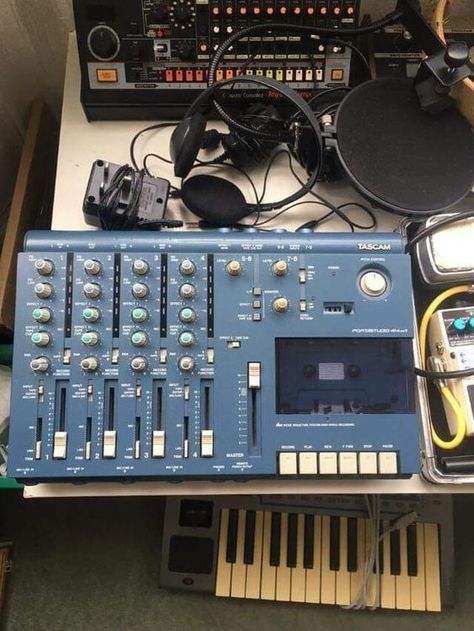 michalinamurawska on Tumblr Music Production Equipment, Producer Studio, Mac Demarco, Music Tutorials, Music Studio Room, Music Nerd, Dream Music, Home Recording Studio, Home Studio Music