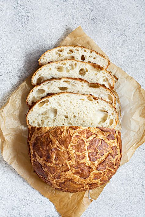 What sets tiger bread apart is the unique combination of its crackly, crunchy crust that contrasts beautifully with the soft, pillowy interior. Ciabatta Sandwiches, Zucchini Bread Easy, Bread Ciabatta, Bread Aesthetic, Tiger Bread, Bread Zucchini, Make Homemade Bread, Bread Garlic, Pampered Chef Stoneware