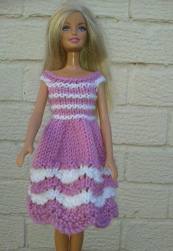 Rachel Barbie, Barbie Doll Dresses, Knitting Outfit, Dresses Crochet, Barbie Pink Dress, Sundress Pattern, Free Barbie, Barbie Knitting Patterns, Barbie Dress Pattern