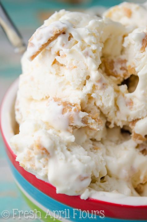 No Churn Peanut Butter Ripple Ice Cream: Easy, two ingredient, no churn ice cream swirled with ripples of peanut butter. No Churn Coffee Ice Cream, Andes Mint Cookies, Coffee Ice Cream Recipe, Remy Ma, Churn Ice Cream, Ice Cream Mixture, Two Ingredient, Sweet Butter, Eat Pretty