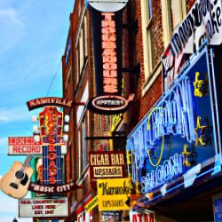 Nashville offers Southern hospitality and plenty of family-friendly attractions Futuristic Wedding, Gfx Inspiration, Broadway Nashville, Bach Bash, Bachelorette Party Destinations, Bachelorette Destinations, Bar Music, Future Planning, Lounge Music