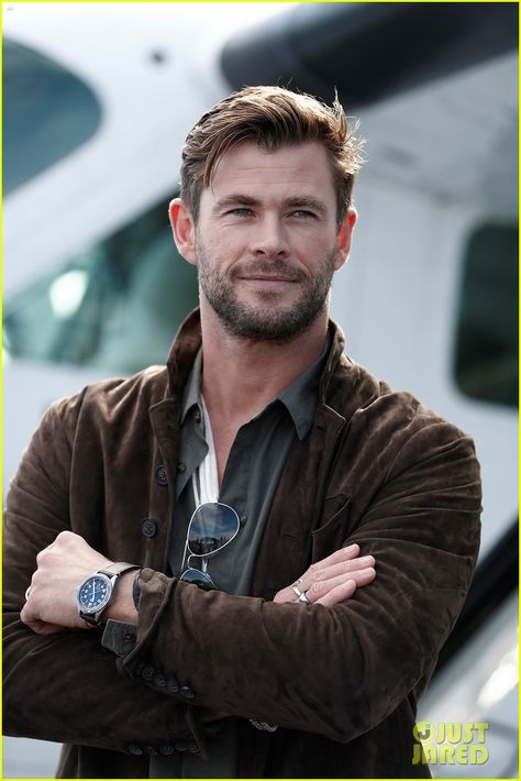 Chris Hemsworth Style, Chris Hemsworth Tattoo, Chris Hemsworth Beard, Chris Hemsworth Hair, Chris Hemsworth Shirtless, Hemsworth Brothers, Chris Hemsworth Thor, Photographie Portrait Inspiration, Australian Actors