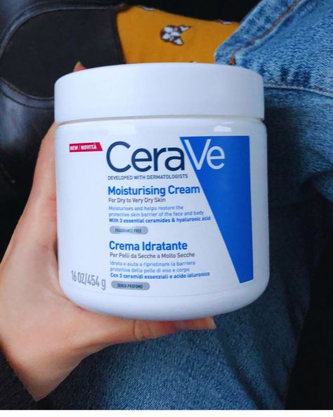 🌟 CeraVe Moisturizing Cream – 454g 🌟 Revitalize your skin with CeraVe Moisturizing Cream! Perfect for normal to dry skin, this rich, non-greasy formula hydrates both face and body. Infused with ceramides, hyaluronic acid, and petrolatum, it restores the skin’s barrier and retains moisture. Developed with dermatologists and accepted by the National Eczema Association. 🔑 Benefits: ✨ Restores skin barrier 💧 Long-lasting hydration 🌼 Soothes dryness and irritation 👌 For normal to dry skin #4her... Cream For Dry Skin Face, Face Cream For Dry Skin, Moisturizer For Face, Cerave Moisturizing Cream, Cream For Oily Skin, Dry Skin On Face, Face Cream Best, Cream For Dry Skin, Dry Sensitive Skin