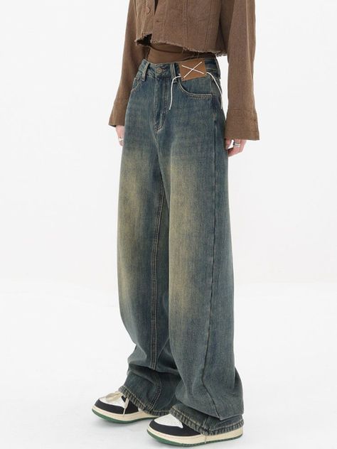 none Baggy Boyfriend Jeans, Trashy Outfits, Style Wide Leg Pants, Moda Denim, Jeans Outfit Summer, Two Piece Jumpsuit, Vintage Preppy, Jean Vintage, Streetwear Summer