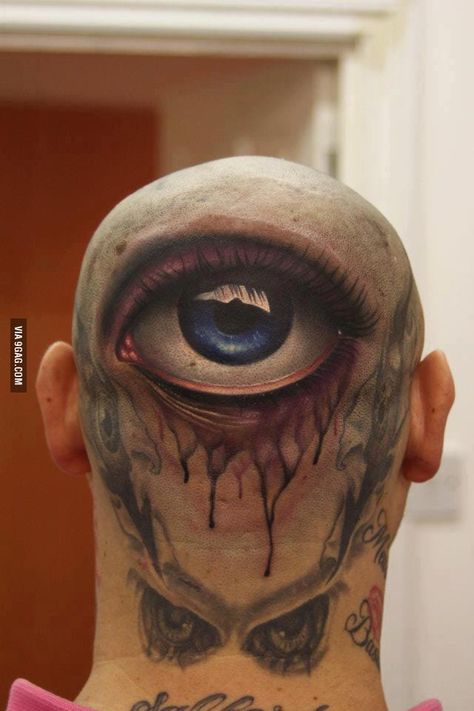 coolest tatoos ever | 9GAG - The best tattoo I ever seen Realistic Eye Tattoo, Best 3d Tattoos, Behind Blue Eyes, Tattoo Henna, Geniale Tattoos, Weird Tattoos, Human Canvas, Bad Tattoos, 3d Tattoos