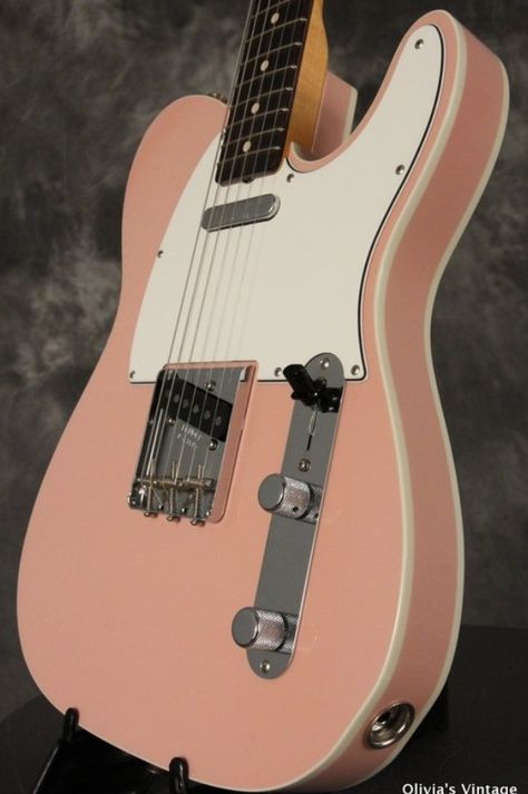 2013 Fender Custom Shop '60 CUSTOM TELECASTER closet classic SHELL PINK!!! Pink Telecaster, Custom Telecaster, Fender Esquire, Fender Tele, Guitar Amps, Telecaster Guitar, Cool Electric Guitars, Guitar Gear, Shell Pink