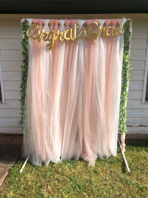 Tule Decorations Party, Tulle Photo Backdrop, Pvc Pipe Backdrop, Tulle Backdrop Diy, Tule Backdrop, Tulle Background Backdrop Ideas, Pink Tulle Party Decor, White Tulle Backdrop, Pink Tulle Backdrop