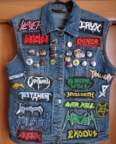 Denim Battle Vest, Battle Vest Ideas, Metal Vest, Vest Ideas, Battle Jackets, Battle Vest, Punk Fashion Diy, Punk Style Outfits, My Babe