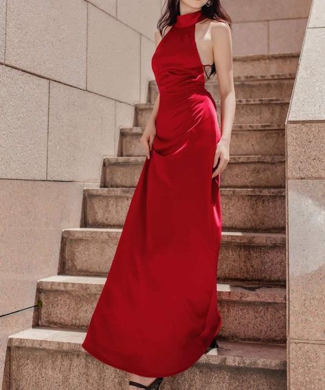 Turtle Neck Dress Formal, Dark Red Prom Dress, Simple Silk Dress, Braidsmaid Dresses, Turtle Neck Sleeveless, Sleevless Dress, Maxi Dress Wedding Guest, Silk Satin Dress, Light Silk