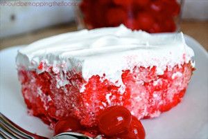 Shirley Temple Poke Cake | All of the flavors of the kiddie drink in one delicious {EASY} poke cake! Boxed Cake, Poke Cake Recipes, Poke Cakes, Baileys Irish Cream, Poke Cake, Cake Mix Recipes, Cake Tasting, Shirley Temple, Irish Cream