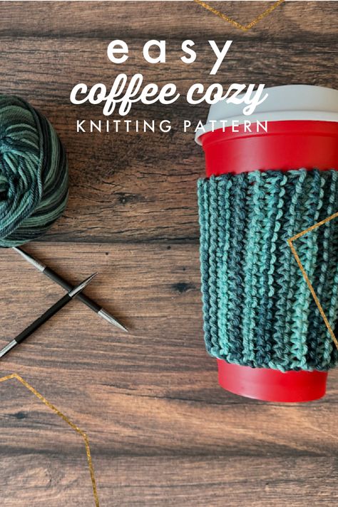 Keep your hand cool while your coffee cools to the perfect sipping temp, plus use up scrap yarn in the coffee cup cozy knitting pattern. 🧶 Easy Knitting Projects For Beginners Free Pattern, Knit Sweater Coozy, Easy Knitting Projects For Beginners, Knit Coffee Sleeve Pattern Free, Knit Coffee Cozy Pattern, Knitted Coffee Cup Cozy, Simple Crochet Mug Cozy, Knitting Coffee Cozy, Cup Cozy Knitting Pattern