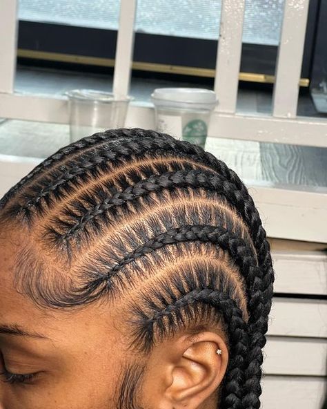 Stitch Braids With Beads, Cornrows Natural Hair, Fulani Braids, Stitch Braids, Braids With Beads, Pretty Braided Hairstyles, Hairstyle Gallery, Wig Making, Goddess Braids