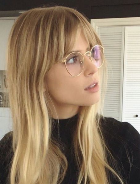 Post- The Modhemian French Girl Fringe/ Hair Trends 2020 — The Modhemian French Haircut, French Girl Hair, Bardot Bangs, Carlson Young, Hair Motivation, Fringe Hairstyles, Long Hair With Bangs, Hair Envy, Grunge Hair