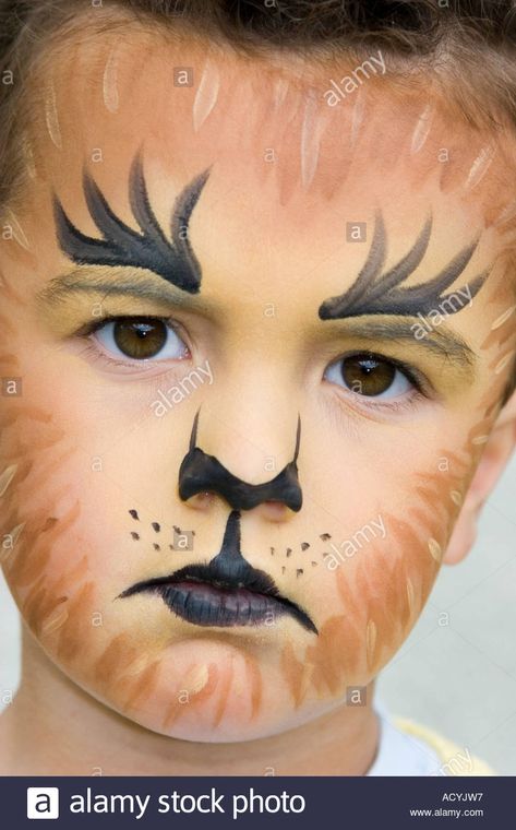 Kids Lion Face Paint, Easy Lion Face Paint, Lion Face Paint Easy, Ladybug Face Paint, Minnie Mouse Face Painting, Acrylic Face Painting, Joker Face Paint, Viking Face Paint, Bunny Face Paint