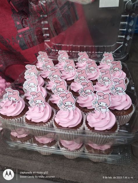 My Melody Snacks, My Melody Baby Shower Ideas, My Melody Birthday Party Ideas, My Melody Birthday Party Decorations, Kuromi And My Melody Birthday, My Melody Theme Birthday Party Ideas, My Melody Cupcakes, My Melody Party Ideas, My Melody Food