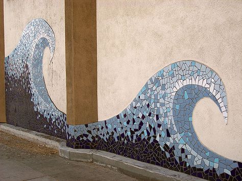 Wave mosaic by kyuuketsukirui, via Flickr… Wave Mosaic, Mosaic Water, Stained Glass Mosaic Patterns, Mosaic Waves, Mosaic Stones, Memory Garden, Mosaic Art Diy, Wall Mosaic, Mosaic Art Projects