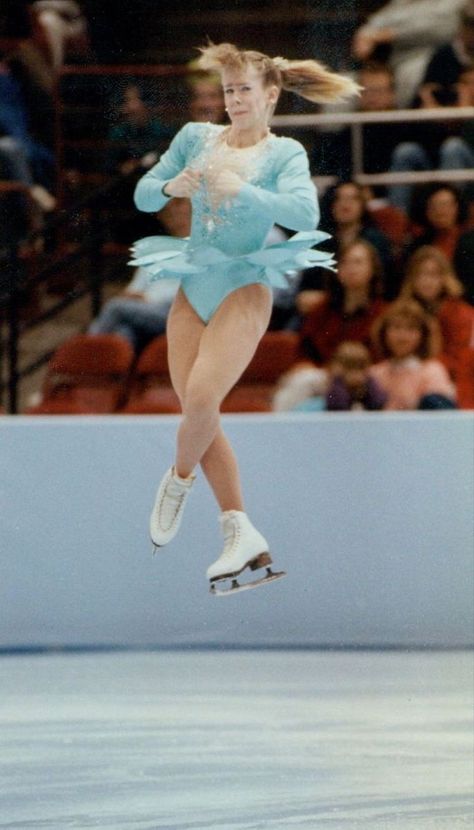 Ice Skating Pictures, Kristi Yamaguchi, I Tonya, Tonya Harding, Vintage Minnesota, Trucks Chevy, Ice Dance, Ice Skate, Skating Outfits