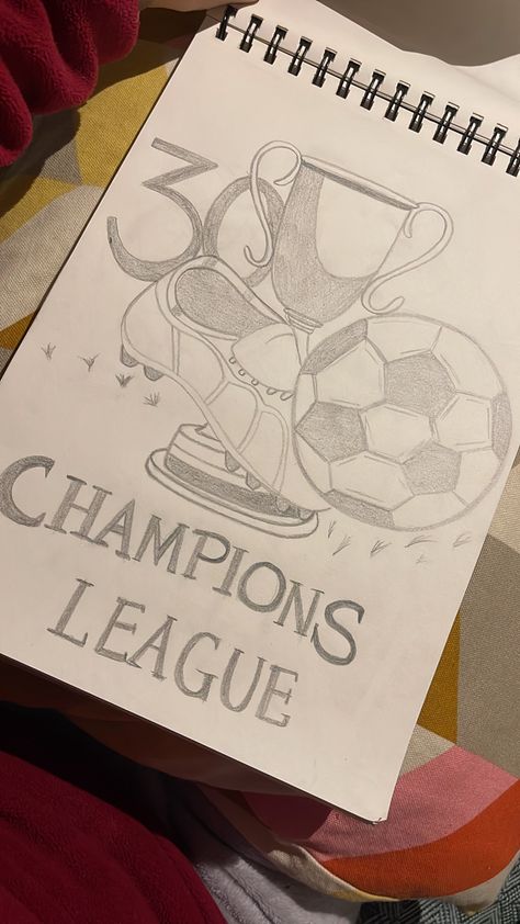 How To Draw Football, Drawing Ideas Football, Footballer Drawing, Football Art Drawing, Soccer Sketch, London Art Drawing, Football Sketch, Draw Football, Soccer Drawing