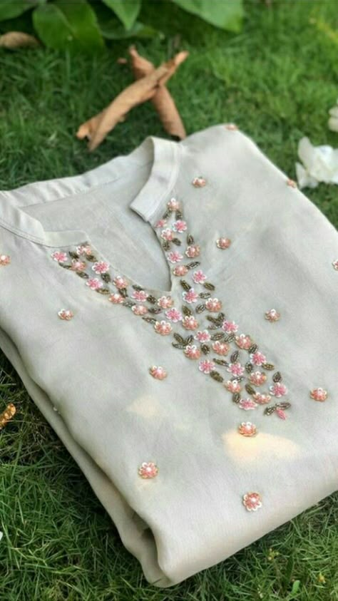 Embriodary Kurti Design, Kurti Work Designs Latest, Neck Designs For Kurtis Pattern Neckline Hand Embroidery, Neck Hand Work Designs For Kurtis, Hand Embroidery Kurti Designs Latest, Kurta Hand Designs Women, Handwork Embroidery Design Suits Latest, Aline Kurti Design Pattern, Handwork Kurti Designs Latest