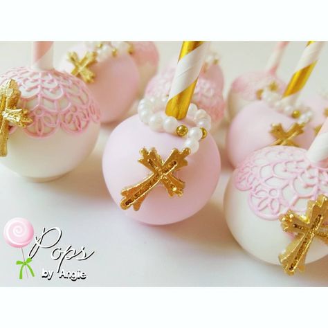 First Communion Cake Pops, Communion Cake Pops, Baptism Cake Pops, Baby Christening Cakes, Perfect Cake Pops, Basketball Theme Birthday, Gourmet Candy Apples, First Holy Communion Cake, Holy Communion Cakes