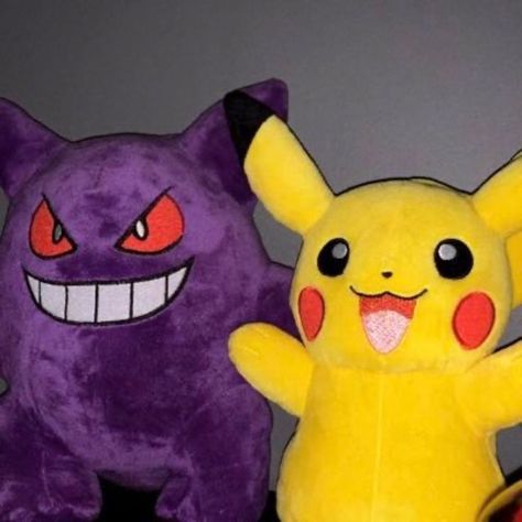 Disney Playlist, Gengar Pokemon, Pikachu Plush, Dark Purple Aesthetic, Discord Pfp, Pokemon Plush, Anime Figurines, Black Anime Characters, Cartoon Icons