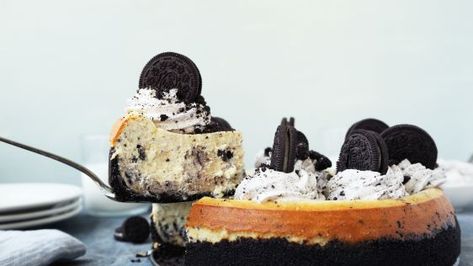 Cheesecake Factory Oreo Cheesecake (Copycat) Recipe - Food.com Cheesecake Factory Oreo Cheesecake, Cheesecake Factory Copycat, Cream Cheese Oreo, Cheesecake Factory Recipes, Cake Mug, Best Cheesecake, Cream Pie Recipes, Copycat Restaurant Recipes, Cheesecake Factory