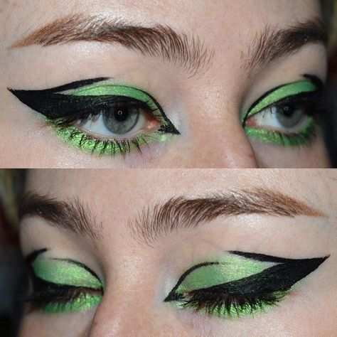 Easy Day Makeup, Eccentric Makeup, Graphic Liners, Eye Makeup Inspo, Makey Makey, Try Try, Day Makeup Looks, Urban Decay Cosmetics, Eyeliner Eyeshadow