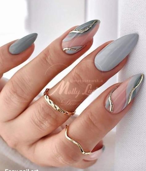 Goth Spring, Grey Gel Nails, Nails Goth, Gray Nails, Classy Acrylic Nails, Nails Blue, Nails Diy, Diy Spring, Neutral Nails