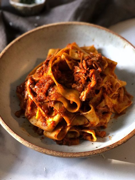 Shredded Mushroom Ragu — kiln + kitchen Red Wine Tomato Sauce, Mushroom Ragu, No Meat, Oyster Mushroom, Oyster Mushrooms, Meat Sauce, Week Meal Plan, Snack Time, Plant Based Recipes