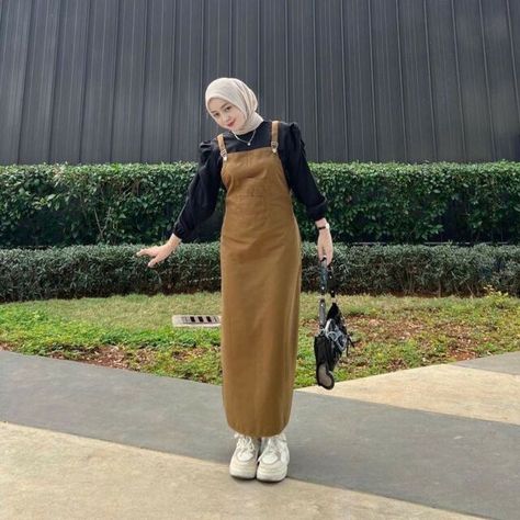 Ootd Overall Hijab Rok, Outfit Overall Hijab, Jumpsuit Hijab Outfit, Ootd Jumpsuit Hijab, Ootd Overall, Overall Hijab, Jumpsuit Hijab, Ootd Jumpsuit, Outfit Ngampus