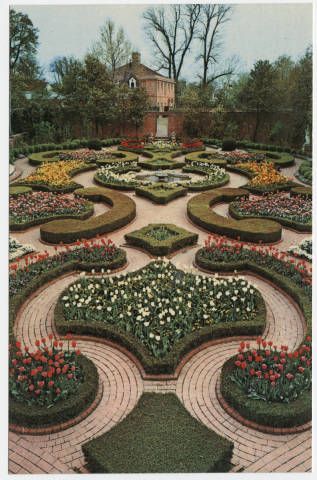 Latham Garden at Tryon Palace Restoration, New Bern, North Carolina :: North Carolina Postcards Magic Moodboard, Tryon Palace, New Bern North Carolina, North Carolina History, North Carolina Beaches, Gardens Of The World, American Garden, Official Residence, Famous Gardens