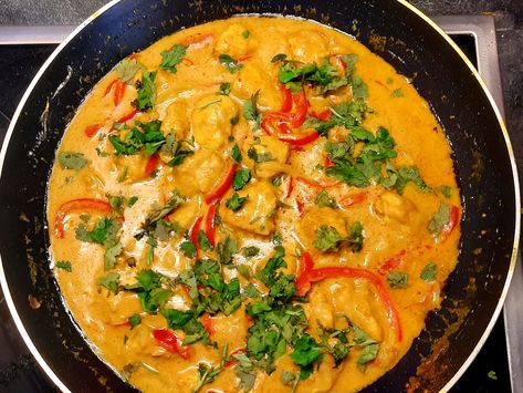 Poulet+coco+ail+curry+curcuma+à+la+coriandre+et+aux+poivrons(+un+plat+sans+gluten!..) Poulet Curry Coco, Coco Curry, Lactose Free Diet, Fajitas, Rice Recipes, Sans Gluten, Meal Planner, Street Food, Asian Recipes