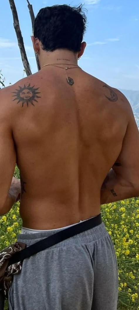 Small Back Tattoo Ideas Men, Spiritual Back Tattoos Men, Mens Tattoo Patchwork, Men Back Tattoos Aesthetic, Hip Bone Tattoo Men, Single Chest Tattoo, Aesthetic Back Tattoo Men, Aesthetic Men Tattoo, Top Of Back Tattoos For Guys