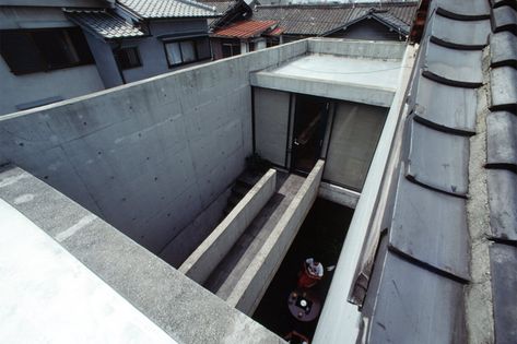 Azuma House, Japanese Modern Architecture, Modern Japanese Architecture, Traditional Japanese Architecture, Timeless Architecture, Human Centered Design, Tadao Ando, Japanese Architect, Ibaraki