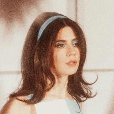 Marina Aesthetic, Electra Heart, Marina Diamandis, Best Short Hairstyles, Diamond Icon, Haircuts For Women Over 50, Hairstyles And Haircuts, Marina And The Diamonds, Valley Of The Dolls