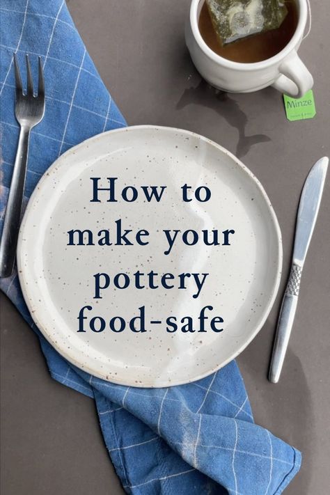 Pottery That Sells Well, How To Ceramics, How To Pottery, Ceramic Ideas Projects, Simple Pottery Ideas, Handmade Pottery Ideas, Pottery Ideas For Beginners, Pottery For Beginners, How To Make Pottery