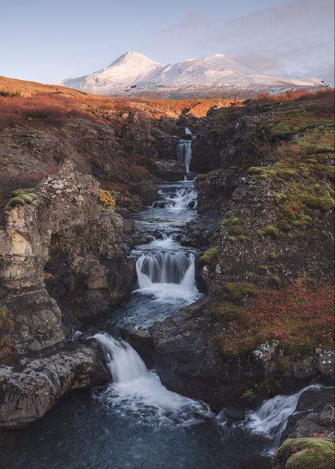 Transitions Iceland Autumn, Iceland Mountains, Instagram Transition, Nature Landscape Photography, Nature And Architecture, Australian Landscape, Nature Photographer, Nature Conservation, Fine Art Photography Print