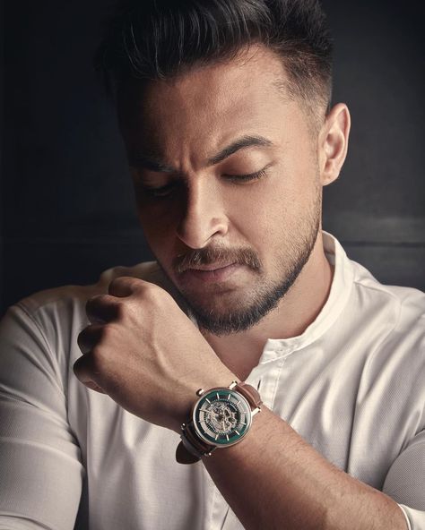 Aayush Sharma on Instagram: “Timex has created its mark in watchmaking through iconic watch designs, quality and functional style for generations. I believe that the…” Aayush Sharma, Functional Style, Wood Watch, Watch Design, Instagram Photos, Photo And Video, Instagram Photo, Instagram Posts, On Instagram