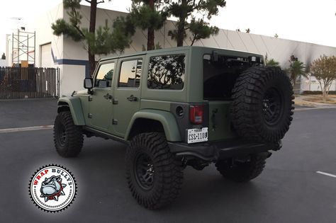 Matte green army jeep wrap how pretty! My jeep is army green, but this matte looks incredible Dark Green Jeep Wrangler, Wrapped Jeep Wrangler, Dark Green Jeep, Jeep Wraps, Custom Jeep Wrangler Unlimited, Green Jeep Wrangler, Army Jeep, Auto Jeep, Green Jeep