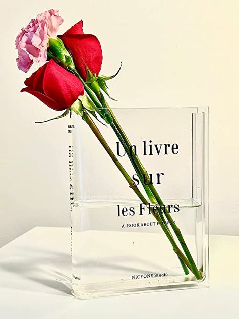 Vases Aesthetic, Book Vase, Clear Book, Unique Flower Vases, Acrylic Vase, Plastic Vase, Flowers Unique, Clear Vases, Clear Vase