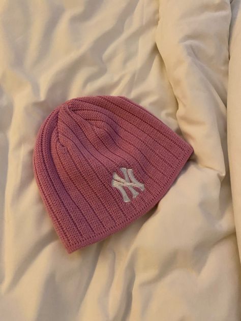 Ny Beanie, Yankees Beanie, Ny Hat, Pink Beanie, Pink Beanies, Ny Yankees, Clothing Mockup, Clothing Logo, Streetwear Men Outfits