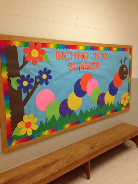 End of year Bulletin Board Daycare Bulletin Boards, Toddler Bulletin Boards, Summer Bulletin Boards, Spring Bulletin, Spring Bulletin Boards, Spring Classroom, Preschool Bulletin, Library Bulletin Boards, Preschool Bulletin Boards