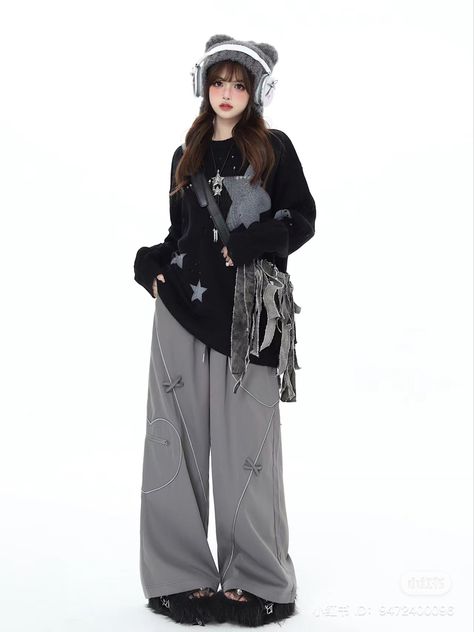 2000s Japanese Fashion, Casual Wide Leg Pants, Pantalon Large, Really Cute Outfits, Loose Sweater, Fashion Design Clothes, Harajuku Fashion, Japanese Fashion, Aesthetic Outfits