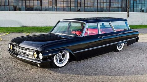 Station Wagon Cars, Dream Car Garage, Wagon Cars, Classic Hot Rod, Low Life, Classic Cars Trucks Hot Rods, Chevy Chevelle, Ford Galaxie, Old Classic Cars