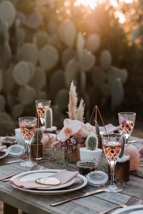 Overwhelmed by the options when it comes to choosing your wedding decor? We've rounded up a selection of pieces so pretty you'll want them in your home! Boho Desert Wedding, Whimsical Wedding Inspiration, Table Rose, Cactus Wedding, Bohemian Wedding Decorations, Boho Desert, Cowboy Wedding, Rustic Wedding Decorations, Spring Centerpiece