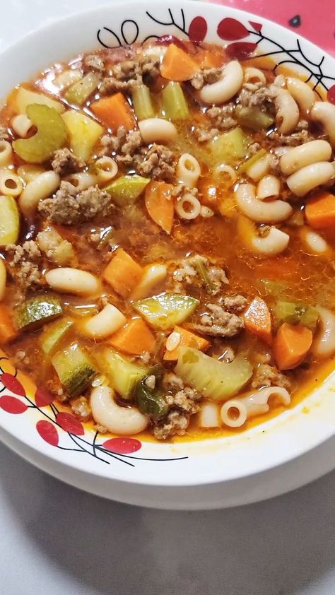 Carne Molida Con Sopa De Coditos y Verduras 😀👍 #méxicoenlamesa #sopa #carnemolida #carne #sopadecoditos #verduras #viral #fyp #trending #reels #comidamexicana #recetas #mexicanfood #spicyfood #recetasmexicanas #comidapicante #parati | México En La Mesa | Grupo Toppaz · El Cafecito Comidas Mexicanas Ideas, Mexican Food Recipes Enchiladas, Pasta Ground Beef, Cumin Water, Chicken Tomato, Elbow Pasta, Stew Meat Recipes, Carrots Celery, Clean Eating Recipes For Dinner