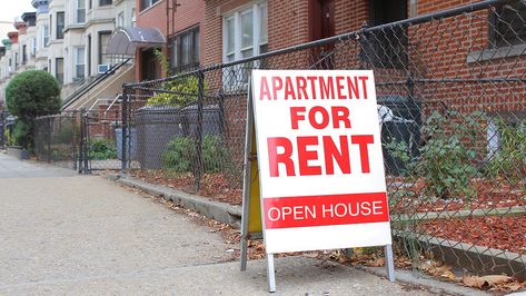 Renting is more affordable than buying in almost 50% of these housing markets — and they tend to have one thing in common - MarketWatch Apartment Lease, Apartment Hunting, Apartment Checklist, Real Estate Site, Nyc Apartment, One Bedroom Apartment, Home Ownership, Housing Market, Home Photo