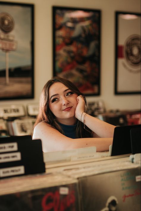 Record Shop Photoshoot, Record Shop Aesthetic, Vintage Girl Aesthetic, Vintage Aesthetic Grunge, Moody Editing, Floor Poses, Unique Senior Picture Ideas, Shop Photoshoot, Photoshoot Vintage